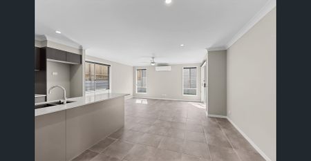 24 Finch Street, Ripley, Qld 4306 - Photo 4