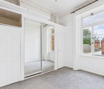 13, Brunswick Square, GL1 - Photo 3