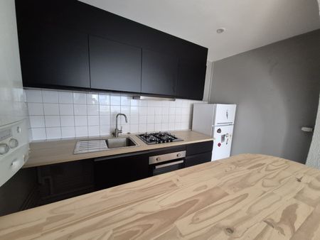 Location Appartement 3 pièces 62m² LA MADELEINE 59110 - Photo 2