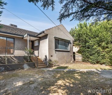 Family Home in Fantastic Location - Photo 6