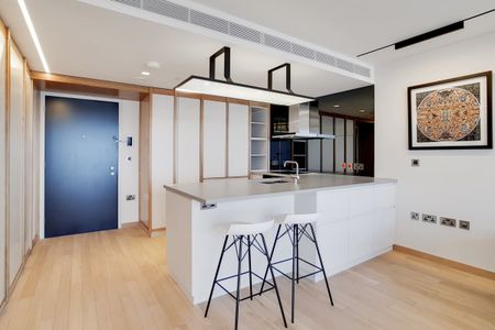 Manhattan Loft Apartments, International Way, London, E20 - Photo 3