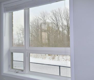 For Lease - 35 Southshore Crescent Unit# 108, Hamilton, Ontario - Photo 4