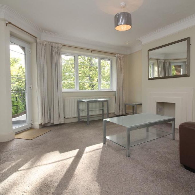 3 bedroom flat to rent - Photo 1