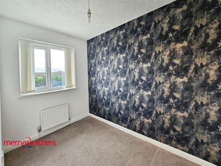 2 bed terraced house to rent in Hazel Court, Rotherham, S65 - Photo 4
