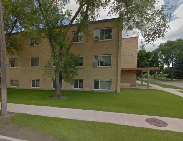 755/765 Watt — 2 Bedroom 1 Bathroom - Photo 1
