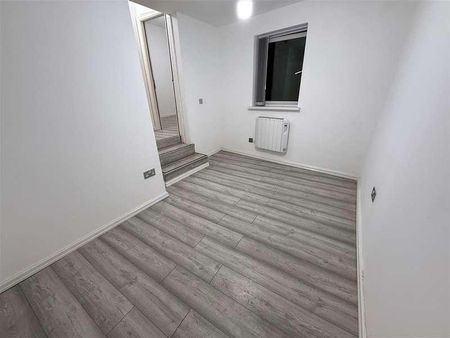 St. Georges Street, Bolton, BL1 - Photo 5