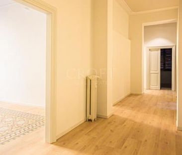 Parioli. Fully renovated. Living, separate kitchen ,three bedroms, ... - Photo 5