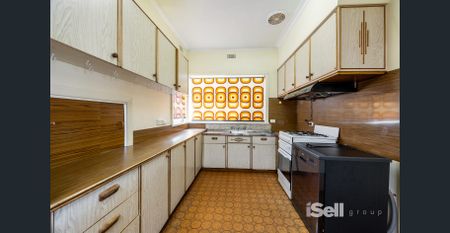 SPACIOUS HOME IN PRIME EDITHVALE LOCATION - Photo 4