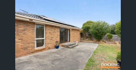 Plenty of Room To Chill - Photo 3