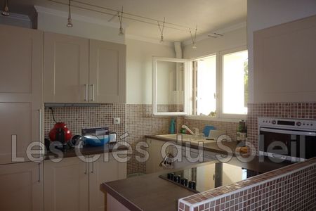 Location Appartement 1 pièce 29m² TOULON 83100 - Photo 4