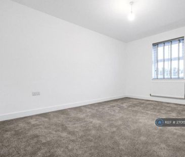 2 bedroom penthouse to rent - Photo 3