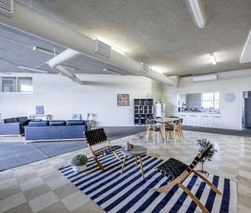 ONE UNFURNISHED ROOM IN SHARE ACCOMMODATION COOKS HILL - Photo 1