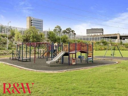 77/2 Riverpark Drive Liverpool - Photo 2