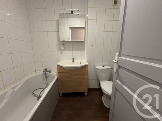 Location Maison 4 pièces 91m² ORTHEZ 64300 - Photo 1