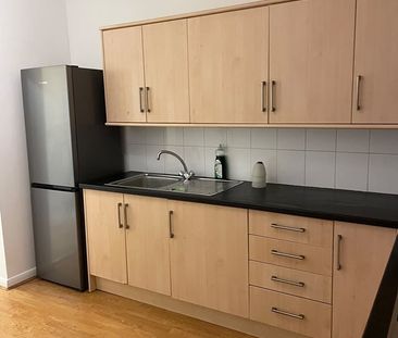 2 Bed Terraced House, Oakwood Avenue, CR4 - Photo 4