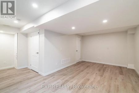 38 BUSATO DRIVE - Photo 5