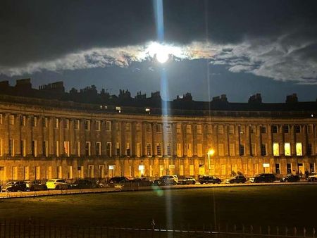 Royal Crescent, Bath, BA1 - Photo 3