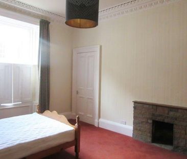 5 bedroom terraced house to rent - Photo 3