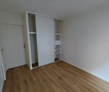 location Appartement T1 DE 30.15m² À PARIS - Photo 3