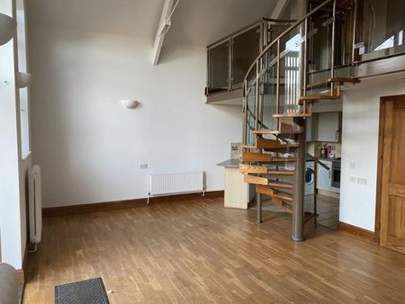 1 BED Apartment To rent - Photo 2