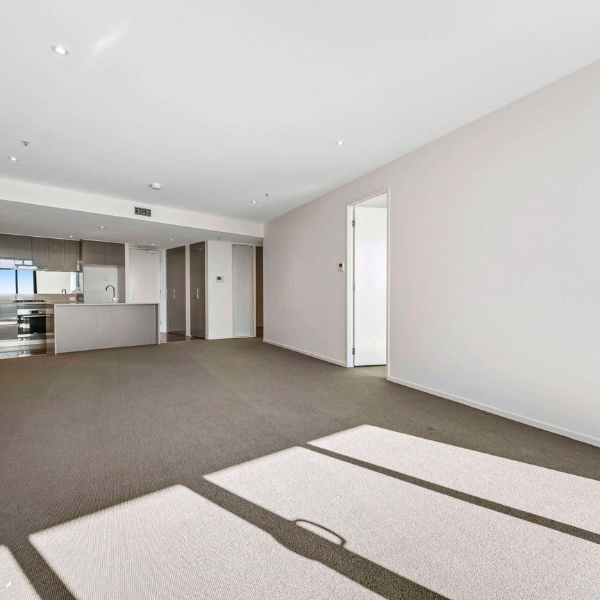 Two Bedroom Apartment with Stunning Views - Photo 1