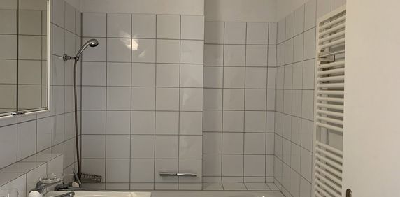 3.5 Zimmer, 107 m², 2. Stock - Foto 2
