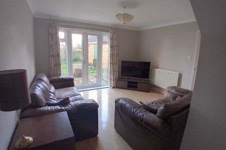 Limetree Close - Photo 2