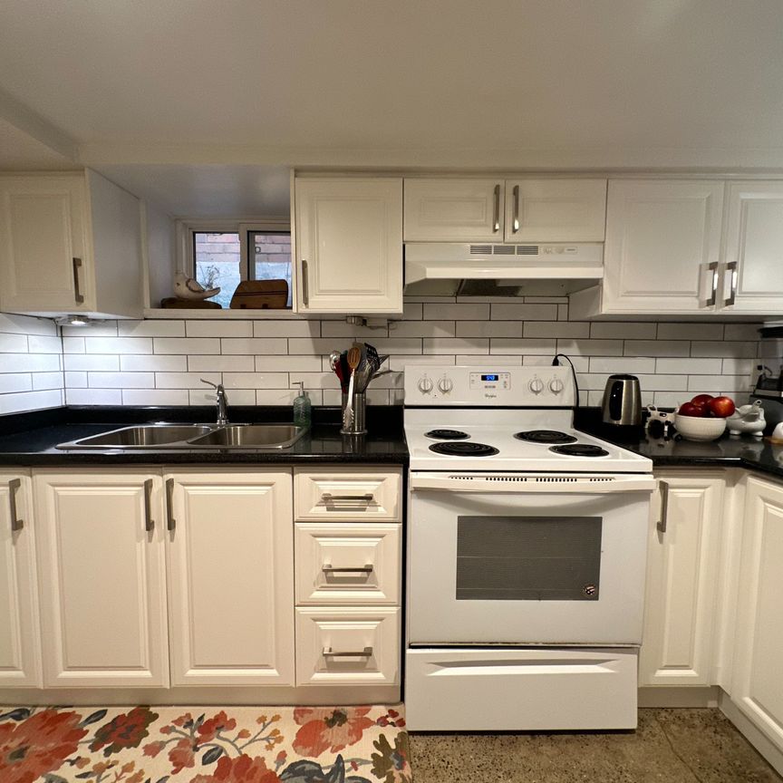 For Lease - 36 Second Street Unit# 3, Toronto, Ontario - Photo 1