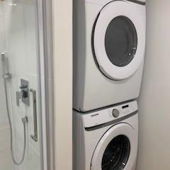 4.5 - BOIS FRANC-CERAMINQUE-ELECTROS-METRO CREMAZIE-JARRY-RENOVÉ-CONCEPT OUVERT-ÉCLAIRÉ-PLANCHER BOIS FRANC-TERRASSE - Photo 1