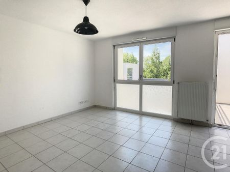 Location Appartement 2 pièces 43m² TROYES 10000 - Photo 3