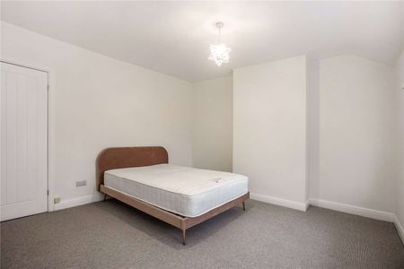 A stylish, recently renovated four bedroom house with home office in South Wilmslow - Photo 4