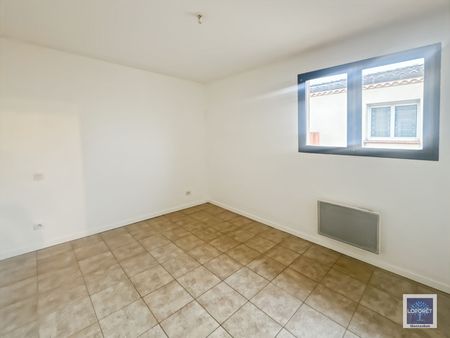 Appartement T3 Saint-Étienne-de-Tulmont à louer - Photo 2