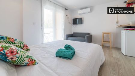 valencia, Valencian Community 46021 - Photo 4