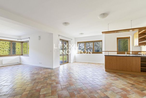 Pronájem domu 410 m² s pozemkem 1 036 m² - Photo 1