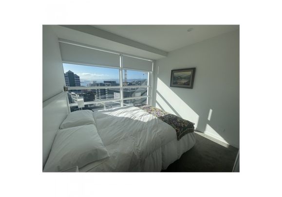 Large one bedroom apartment with sweeping views - Photo 1