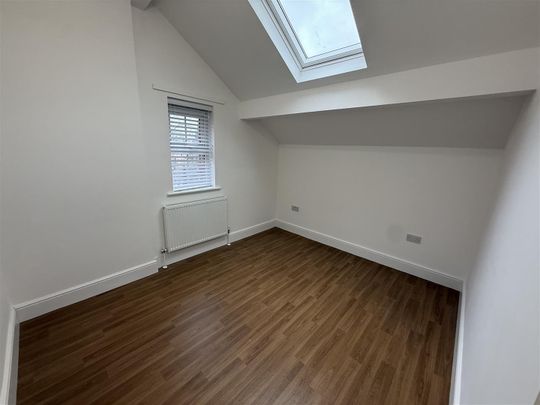 123 Palatine Road, Didsbury - Photo 1