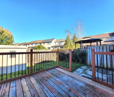 For Lease - 2153 Baronwood Drive, Oakville, Ontario - Photo 3