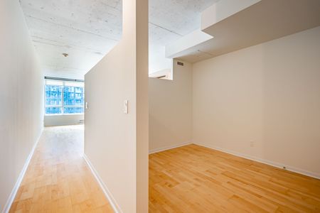 For Lease - 333 Adelaide Street Unit# 726, Toronto, Ontario - Photo 2