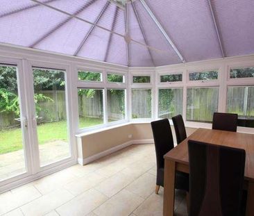 Knaphill, Woking, Surrey, GU21 - Photo 2