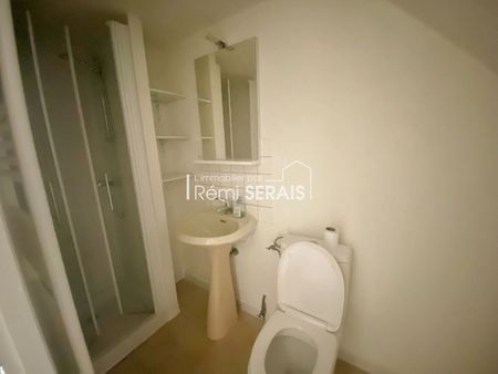 Location Appartement 2 pièces 27m² - Photo 2