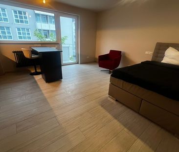 Modern möblierte Wohnung mit Balkon zum Erstbezug in Gostenhof - Photo 1