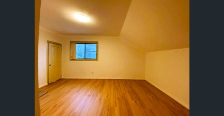 Renovated 3 bedrooms, double storeys apartment - Photo 5