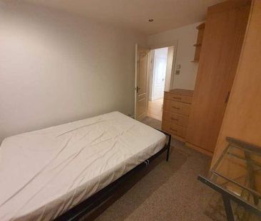 Virginia Court, Eleanor Close, London, SE16 - Photo 3