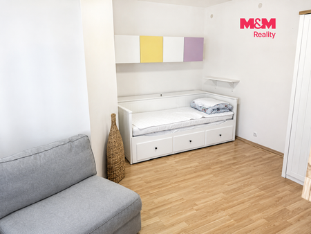 Pronájem bytu 1+1 32 m² - Fotografie 2