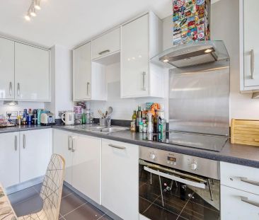 2 Bedroom Apartment - Photo 4