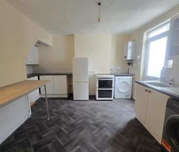 2 bedroom house to rent - Photo 2