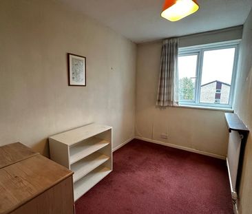 2 Bed Detached House, Bardsley Close, CR0 - Photo 2