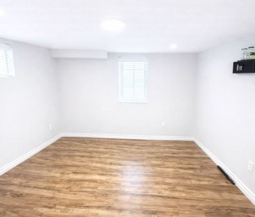 For Lease - 106 Bell Drive, Whitby, Ontario - Photo 6