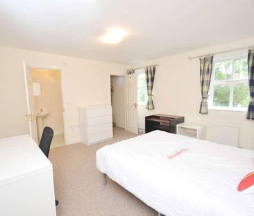 Schuster Road, Victoria Park, Manchester, M14 - Photo 2