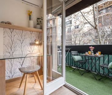 Alquiler de casa o chalet independiente en Calle d'Aragó - Photo 1